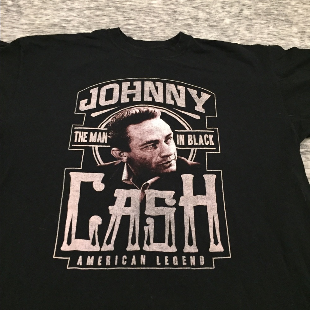 Johnny Cash T-shirt 2/$20 - Picture 2 of 4